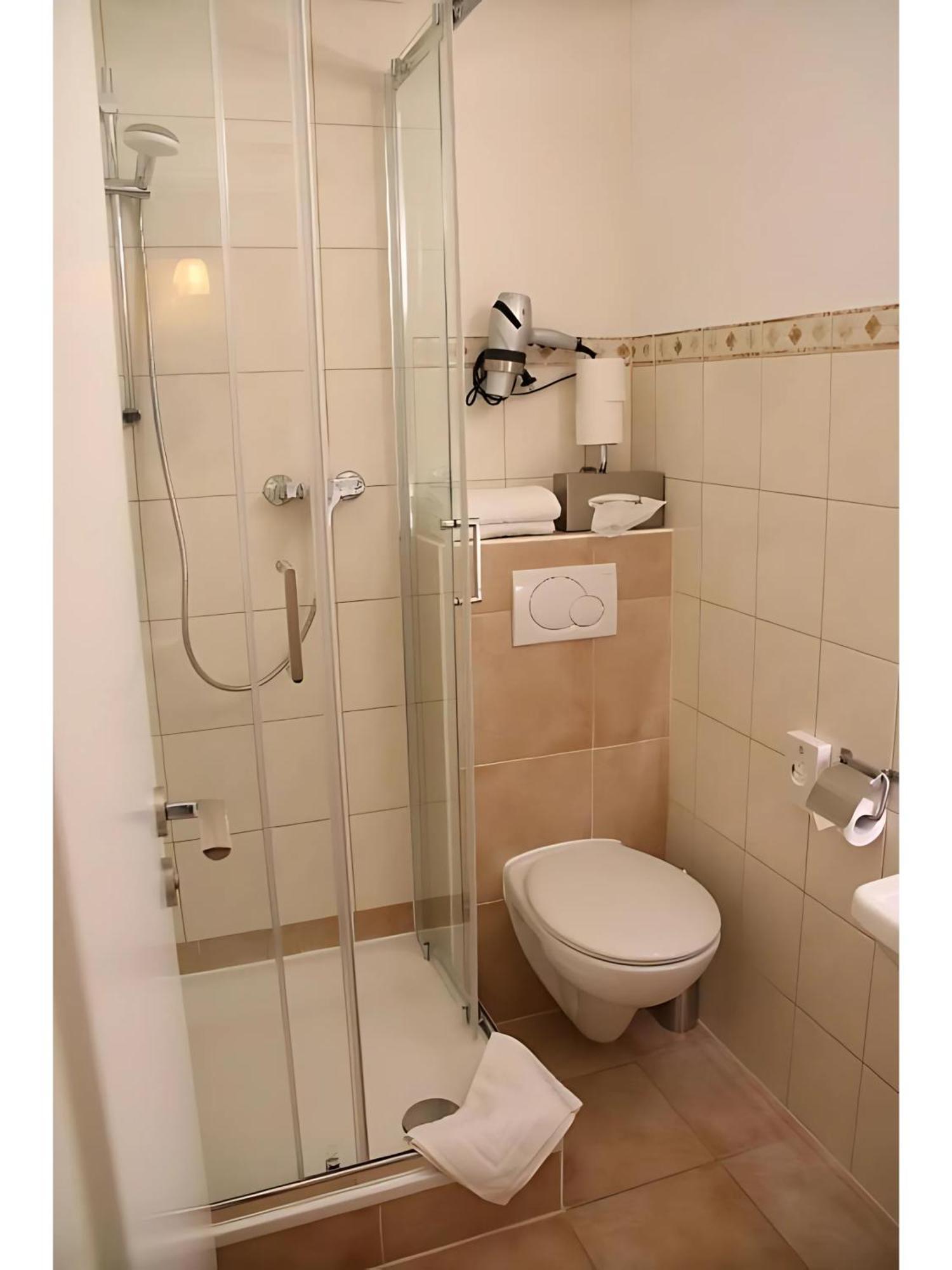 Gaestehaus Elzblick Руст Екстериор снимка