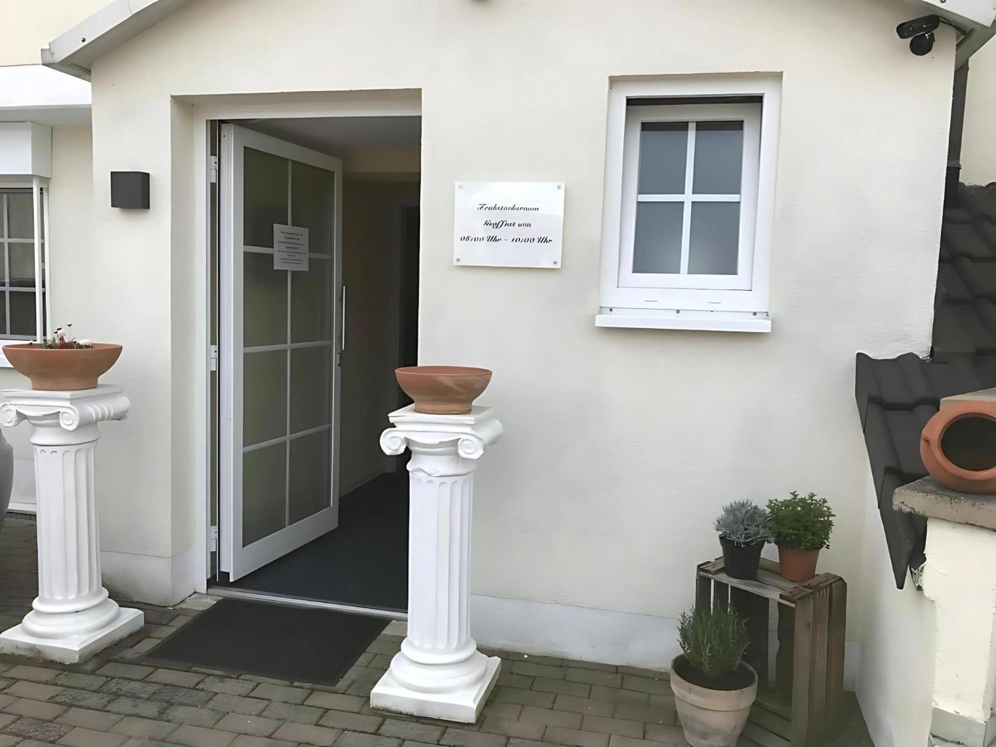 Gaestehaus Elzblick Руст Екстериор снимка